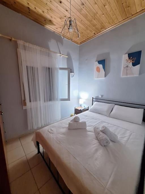 Lovely Guesthouse On The Beach Агия Анна Екстериор снимка