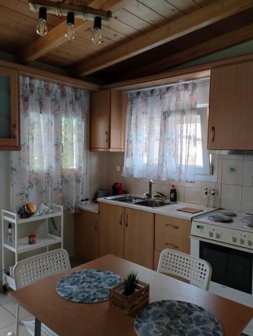 Lovely Guesthouse On The Beach Агия Анна Екстериор снимка